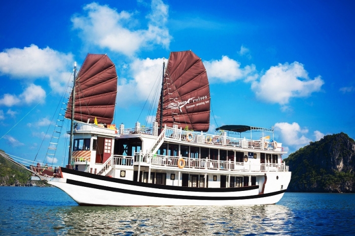 Halong Bay Swan Cruise